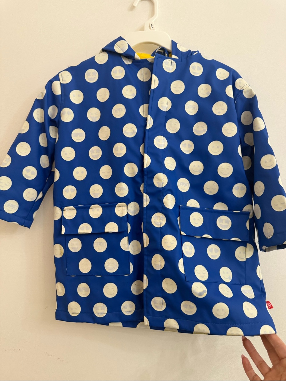 Magnetic Me , emoji changing rain jacket 5y